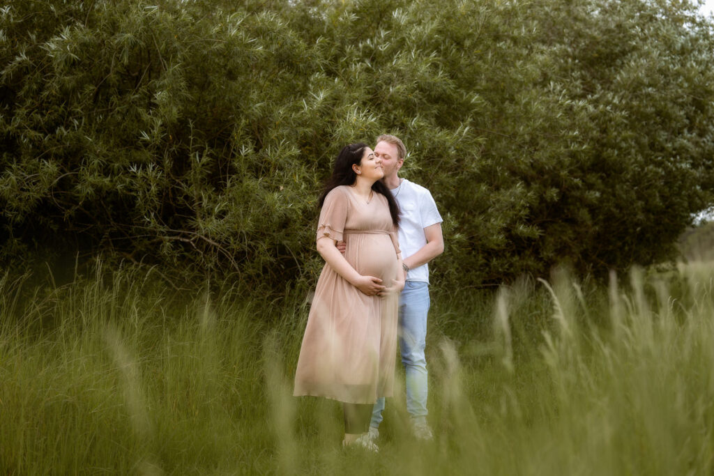 Babybauchshooting Saarland im Wald